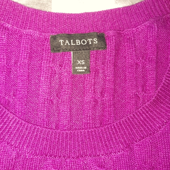 Talbots Fuscia Cable Knit Sweater NWOT size xsmall - Picture 3 of 3